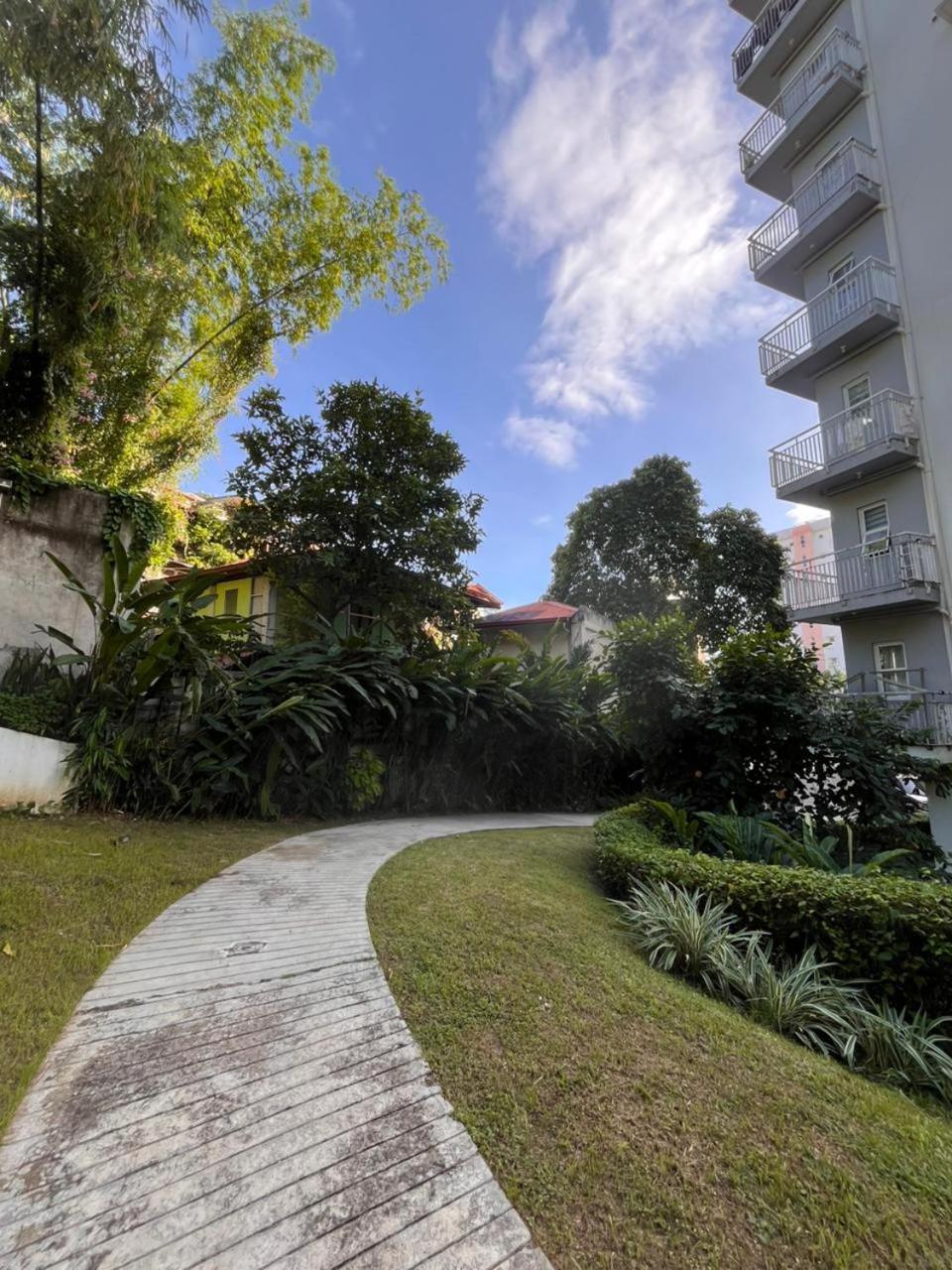 Summum Bonum Bliss - Lahug Aparthotel Cebu Ngoại thất bức ảnh